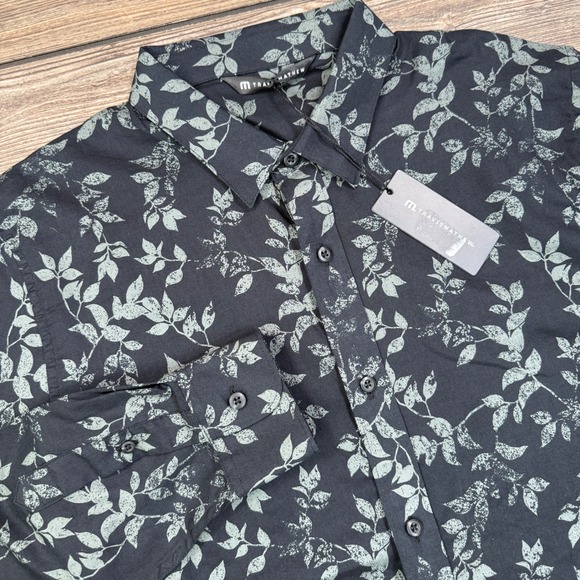 TRAVIS MATHEW Mens Searchlight Button Shirt Black Leaf Print Size Medium NEW